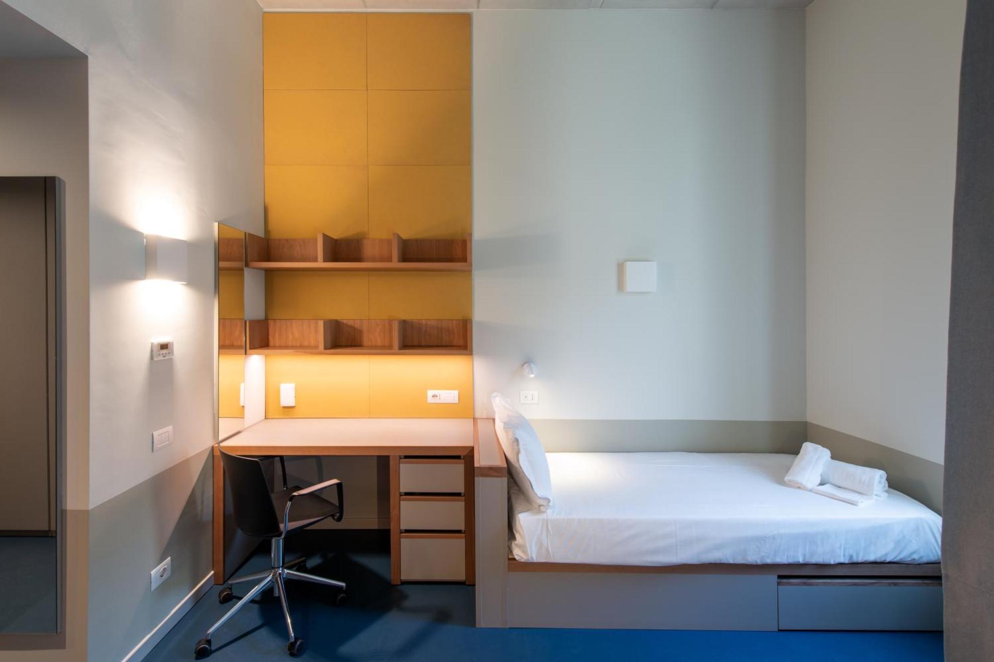 Giovenale Milan Navigli - Modern Rooms And Open Spaces In The Heart Of The City Exterior photo